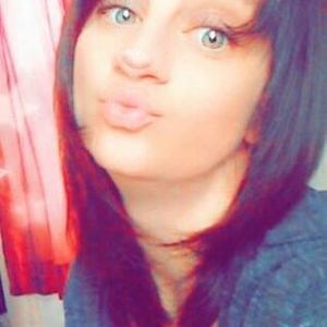 Meet your Posher, Lana